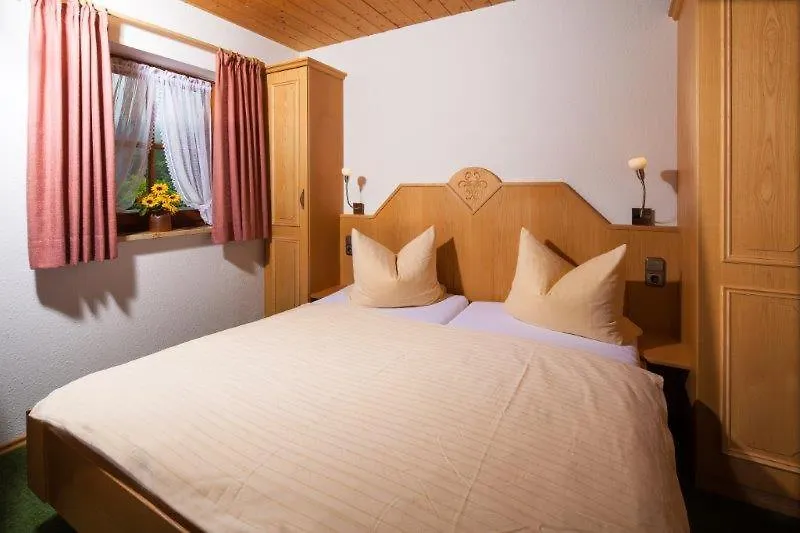 Pfingstlerlehen Apartment Schoenau am Koenigsee Germany