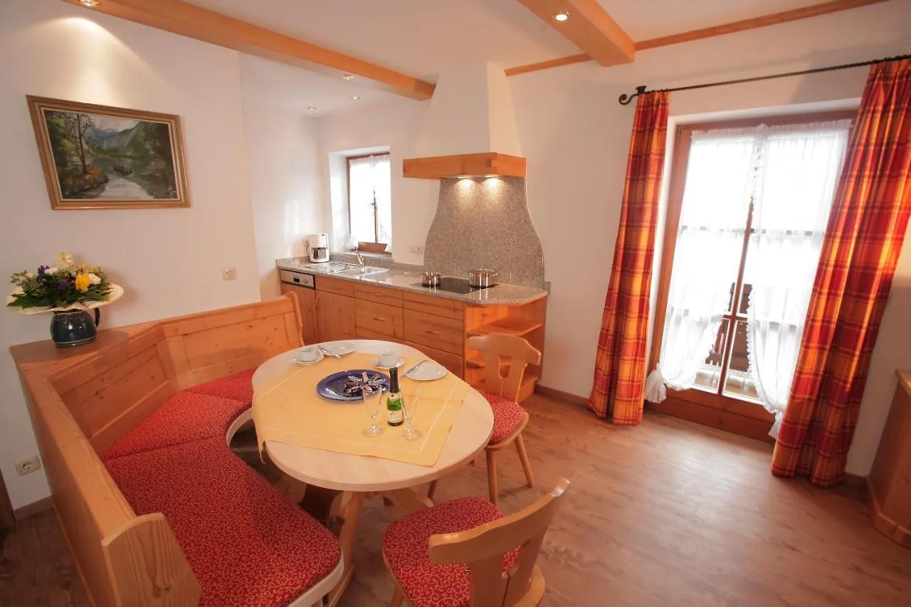 Pfingstlerlehen Apartment Schoenau am Koenigsee